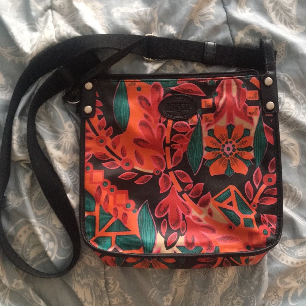 Fossil purse